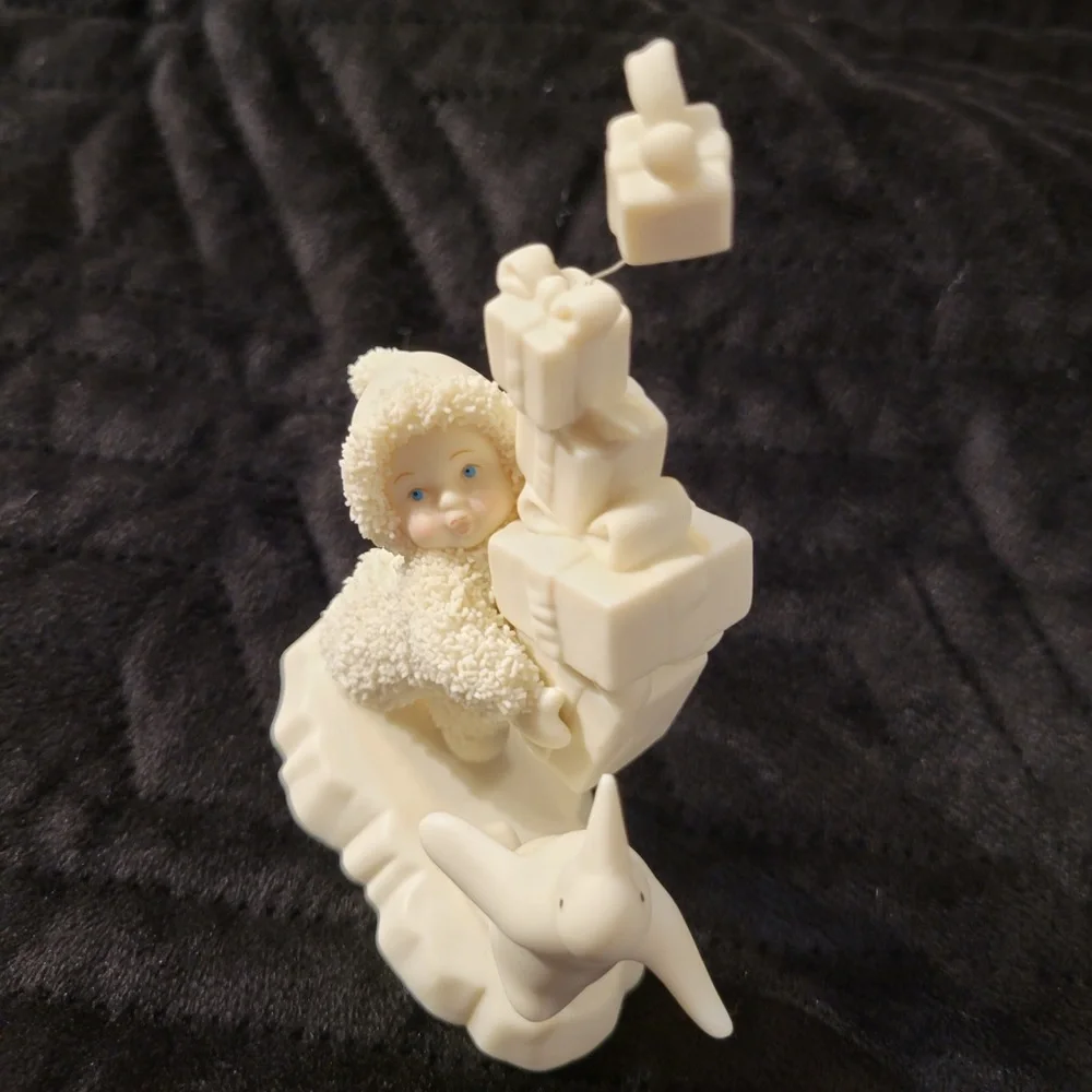 VTG Dept. 56 Snowbabies I Have Lots To Give Penguin Gifts Presents Christmas Fun